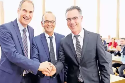 Einer kommt, einer bleibt, einer geht – und alle drei sind in der CDU (von rechts): der neue Erste Kreisbeigeordnete Christoph B