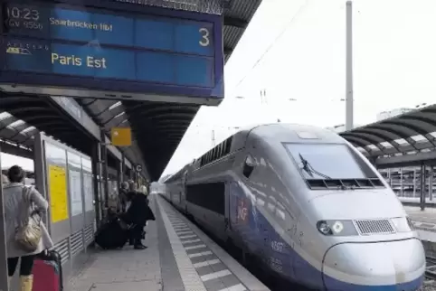 Bekanntestes Produkt von Alstom ist der Hochgeschwindigkeitszug TGV – hier in Kaiserslautern.