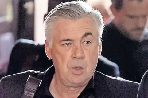 Carlo Ancelotti gestern bei der Ankunft auf dem Trainingsgelände.