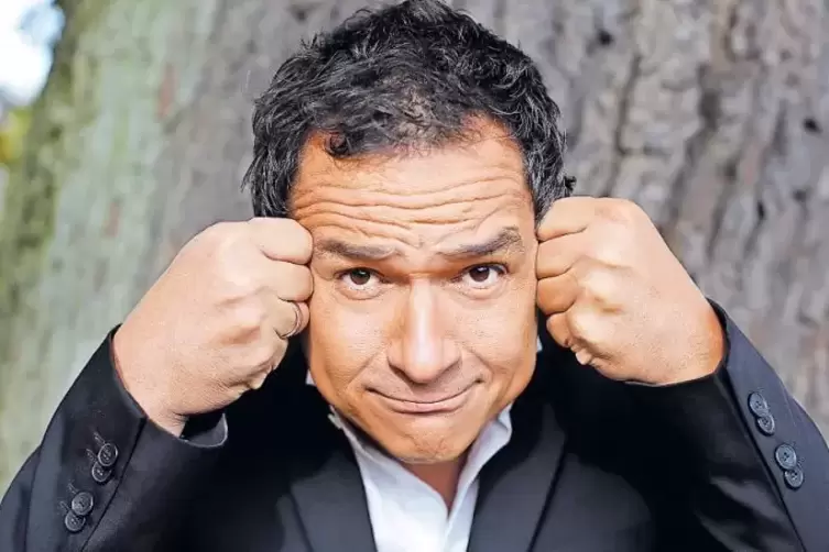 Der Kabarettist Stephan Bauer kommt am 14. Dezember zu seinem ersten Auftritt ins Waldfischbacher B&uuml;rgerhaus.