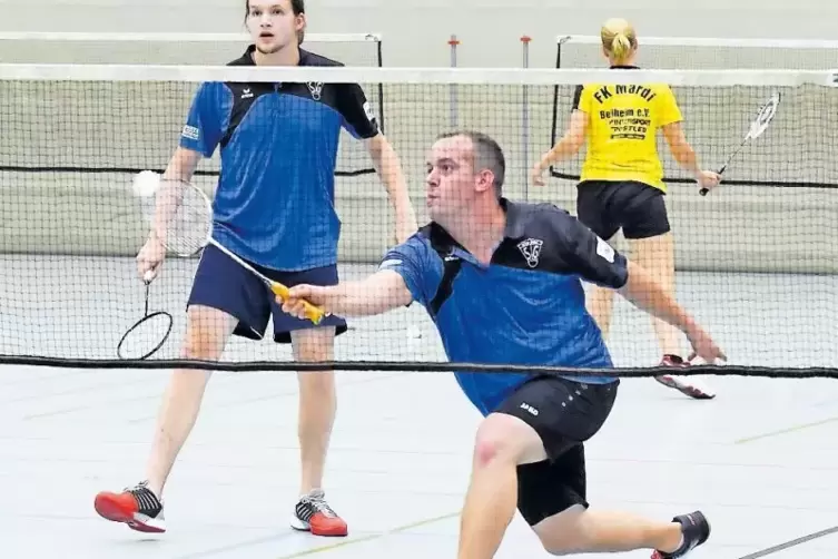 Yannic Brandstetter (links) vom Badmintonteam und Jens Steinbach vom PBC bilden in der neuen SG Pirmasens/Münchweiler ein starke