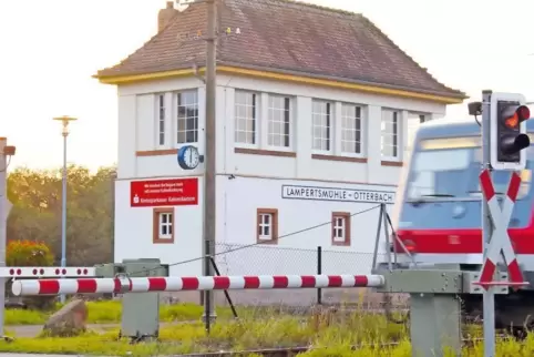 Auch per Bahn ist die Gemeinde Otterbach gut an Kaiserslautern angebunden.