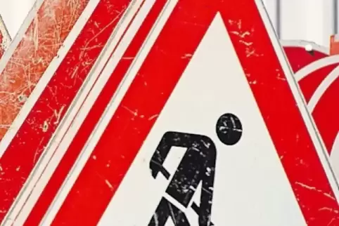 Im Dezember sollen die Baustellenschilder weggeräumt sein, kündigen die Stadtwerke an.