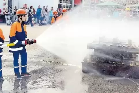 Zeigt sein Können beim Tag der Feuerwehr: der Nachwuchs aus Dudenhofen.