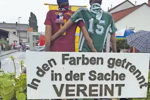 Das Ortskartell in Eppstein hat am Freitag beschlossen, dass die Kerwe um einen Tag reduziert wird. Unser Bild zeigt den Umzug.