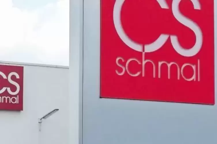 Die vom früheren Eigentümer stillgelegte Produktion bei CS Schmal läuft wieder. Das gibt den 417 Mitarbeitern Hoffnung. Was hing