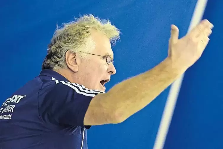 SCN-Coach Janusz Gogola weiß, dass die Plauener „wesentlich mehr trainieren als wir“.