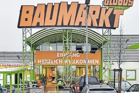 Globus-Baumarkt im Weinstraßenzentrum.