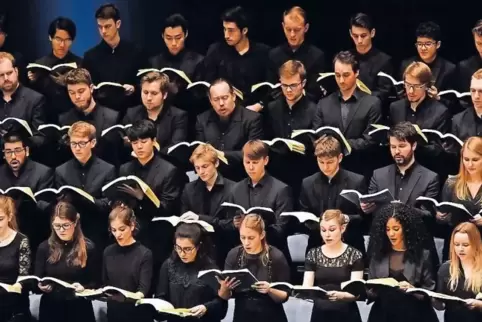 „Hallelujah“: Der Hochschulchor meisterte die Aufgabe sehr gut.