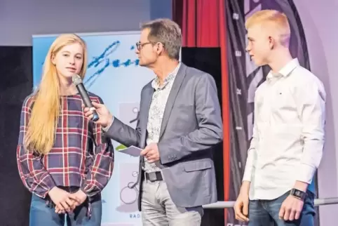 Emma und Markus Eydt im Gespräch mit Christian Döring.