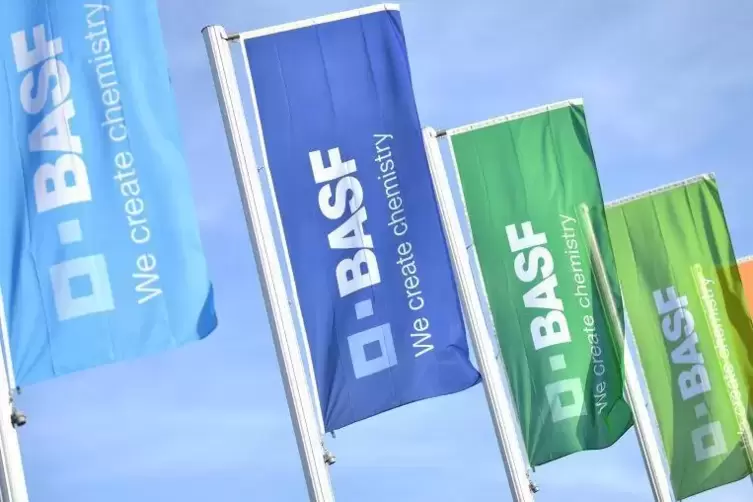 Der Ludwigshafener Chemiekonzern BASF, einer der größten Platin-Kunden von Lonmin, wird seit Jahren von Marikana-Aktivisten aufg