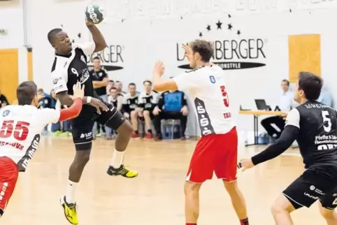 Hilft beim TuS bis Ende der Saison aus: der portugiesische U19-Nationalspieler Augusto Aranda von Benfica Lissabon. Gegen TGS Pf