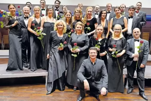 International: der European Chamber Choir.
