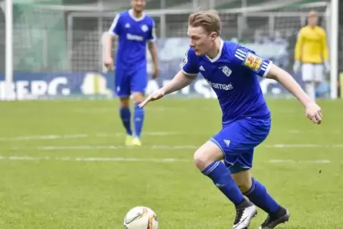 Auf Rasen erfolgreichster FKP-Schütze: Dennis Krob. Ab Freitag spielt er beim Futsal-Turnier in Duisburg in der Verbandsauswahl.