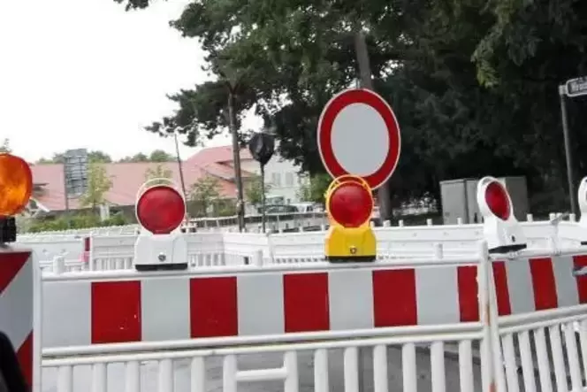 Zahlreiche Straßen sind gesperrt. Symbolfoto:Lenz Zahlreiche Straßen sind gesperrt. Symbolfoto:Lenz