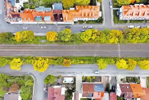 Zwischen Hirsch- und Hasenstraße: hier ist eine S-Bahn-Station geplant. 380 Bürger haben dazu laut Land 335 Einwendungen verfass
