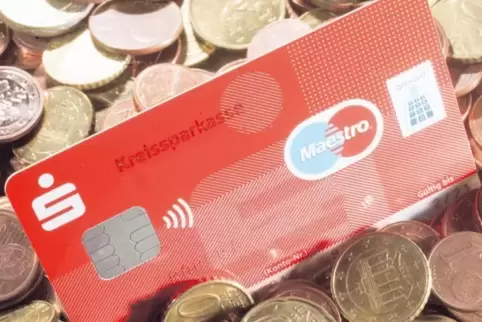 Fast jeder hat sie im Geldbeutel: die EC-Karte.
