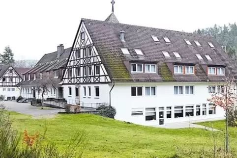 Aus finanziellen Gründen will sich das Bistum von Immobilien trennen. Auch die Bildungsstätte Heilsbach steht auf dem Prüfstand.