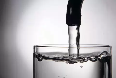 Trinkwasser: In Römerberg ist der Wasserverbrauch im ersten Dreivierteljahr 2017 leicht zurückgegangen.