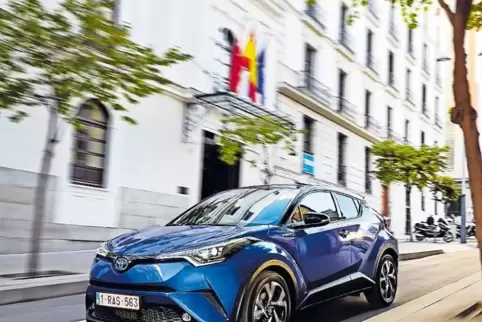 Der C-HR am Stand von Toyota Stoltmann wird auch beim Pirmasenser Autosalon ein Hingucker sein.