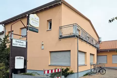 Die ASV-Gaststätte wird bald zur Baustelle. Hier soll eine Arztpraxis einziehen. Einen festen Interessenten gibt es.