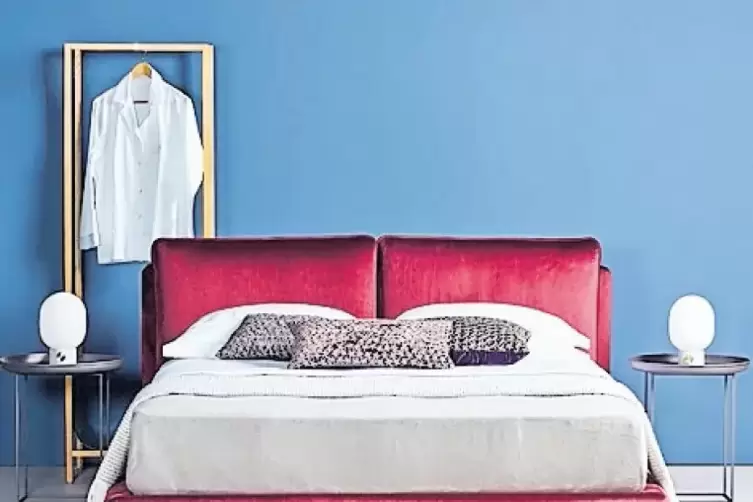 Aus der Pfalz: Schramm-Bett &bdquo;Ono&ldquo; von Sebastian Herkner.