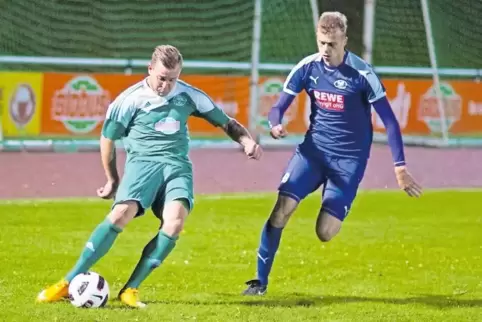 Grünstadt gegen Rülzheim, Tobias Fath (li.) gegen Bernhard Benneter. Benneter spielt nun in Büchelberg.