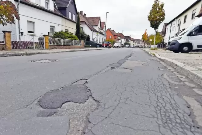 Über den »Golfparcours« in der Theodor-Heuss-Straße witzelten die Fasnachter. Am Ende haben alle gut lachen: Nicht nur die Schla Über den »Golfparcours« in der Theodor-Heuss-Straße witzelten die Fasnachter. Am Ende haben alle gut lachen: Nicht nur die Schla