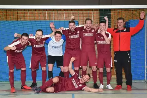 Nach einem spannenden Finale durfte das Team der SG Eppenbrunn jubeln.  Foto: Buchholz 