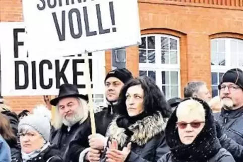 Von „extrem aggressiver Stimmung“ sprachen Beobachter einer Demo in Cottbus am Samstag.