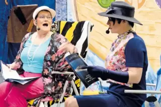 Berichteten von ihrer Kreuzfahrt: Martina Suffel-Kondratiuk und Susan Springer.