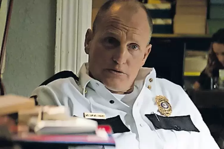 Wie aus einem Western: Sheriff Bill Willoughby (Woody Harrelson) ist der aufrechte Gesetzesh&uuml;ter von Ebbing.