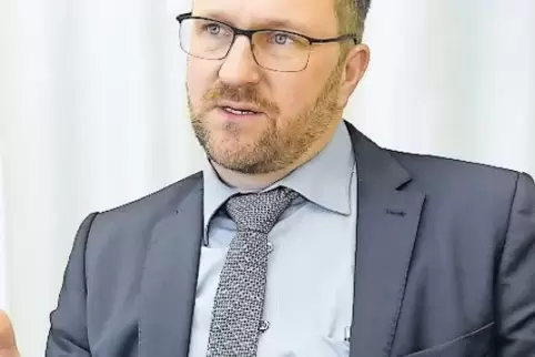 Steffen Antweiler beim Interview in der Redaktion.