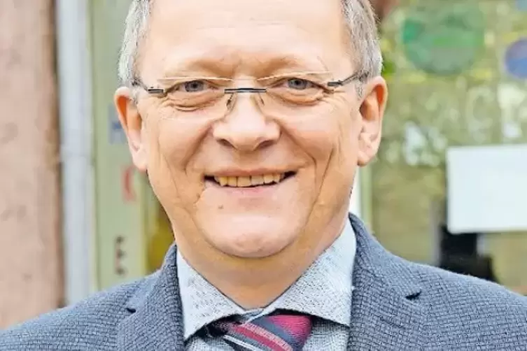 Hat 31 Jahre an der Bliesschule gewirkt: Hans-Jürgen Joos.