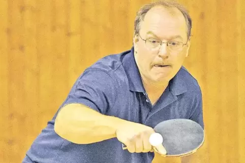 Agiert mit fast stoischer Ruhe: Jürgen Pausch vom TSV Freinsheim im Spiel gegen den Tabellendritten aus Kirchheim.