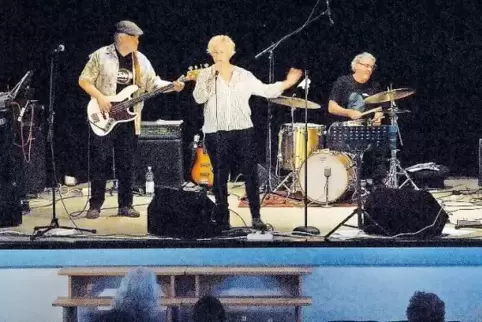 Bärbel Sonnenfroh und ihre sonnige Band „Sun“ letztes Jahr im Theater „Blaues Haus“.