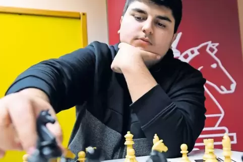 Hat die Schwelle zu 2000 DWZ-Punkten überschritten: Ahad Huseynov, der die elfte Klasse des Werner-Heisenberg-Gymnasiums in Bad 