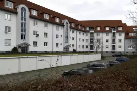 Sozialer Wohnungsbau in Bobenheim-Roxheim. Viele Bewohner dort haben vom Hauseigentümer unerwartet hohe Nebenkostenforderungen b