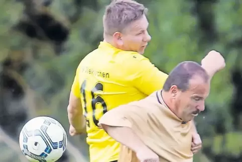In der C-Klasse Nord soll morgen wieder der Ball rollen. Gefordert sind unter anderem der SV Dielkirchen (in Gelb SVD-Spieler Mi