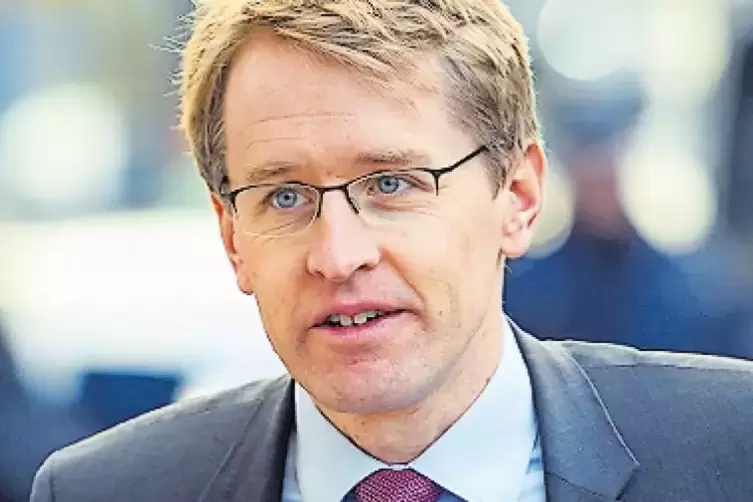 Die vereinbarte Ressortverteilung der Groko sei nicht vom Wahlergebnis 2017 gedeckt, findet der Kieler CDU-Ministerpr&auml;sident Dan