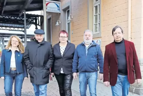 Die Leitung der Ökumenischen Sozialstation Grünstadt mit neuer und alter Geschäftsführung, von links: Sabine Seifert (Geschäftsf