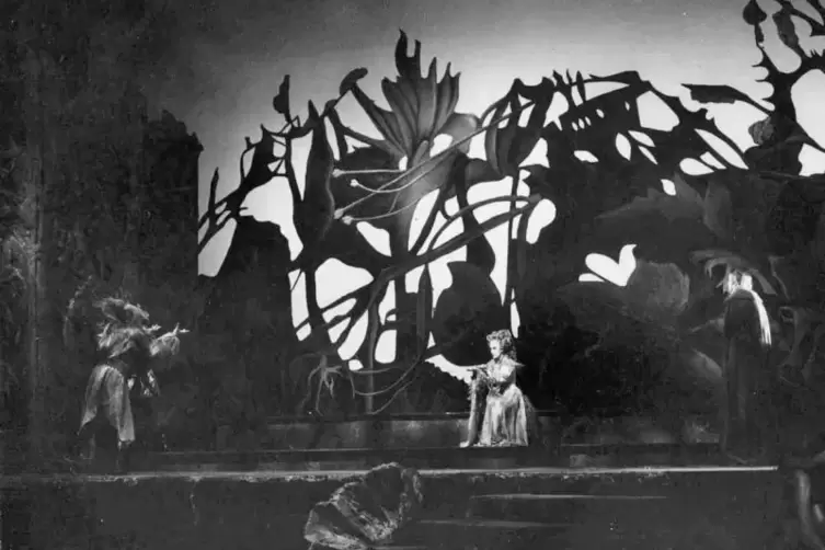 So ging es vor 40 Jahren los: Laila Anderson als Alcina in der ersten Produktion der ersten H&auml;ndel-Tage am Staatstheater.