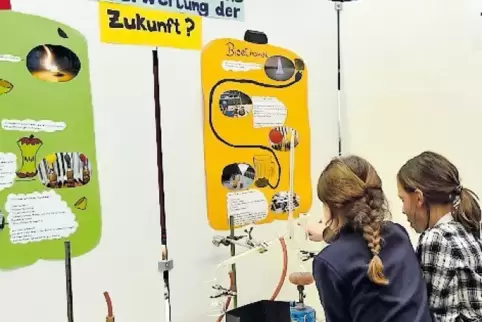 „Energie aus der Küche – Abfallverwertung der Zukunft?“: Das war das Thema am Stand des Edith-Stein-Gymnasiums Speyer.