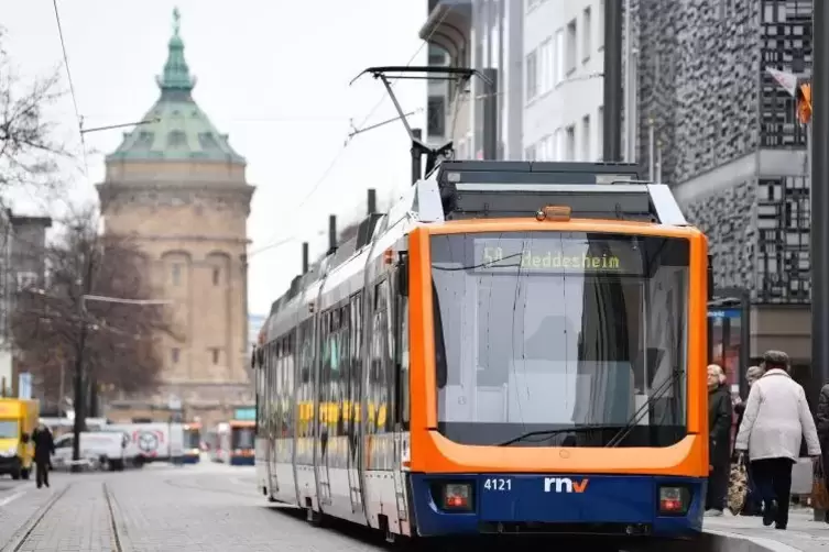 Wird Straßenbahnfahren in Mannheim bald kostenlos. Foto: dpa 