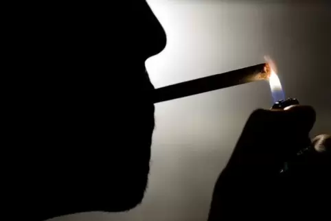 Einbrecher haben Tabakwaren im Wert von mehreren Tausend Euro gestohlen.  Foto: dpa