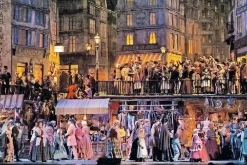 Eine Massenszene aus „La Bohème“ an der New Yorker Metropolitan Opera.