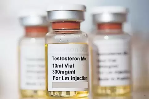 172 Testosteron-Ampullen hatte der Schweizer im Auto.