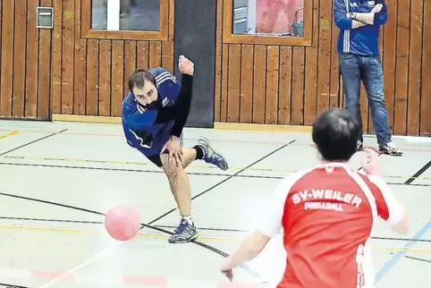 Der TSV Ludwigshafen, hier mit Florian Maaßen, hatte am Wochenende in Contwig alles im Griff. Im Bild die Partie gegen den SV We