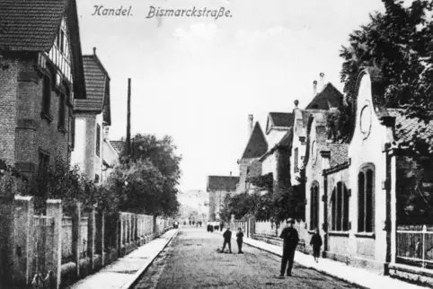 Hier wohnten viele Ärzte – akademisch ausgebildete Bürger, die auf dem Land lebten, sich aber an der städtischen Lebensform orie