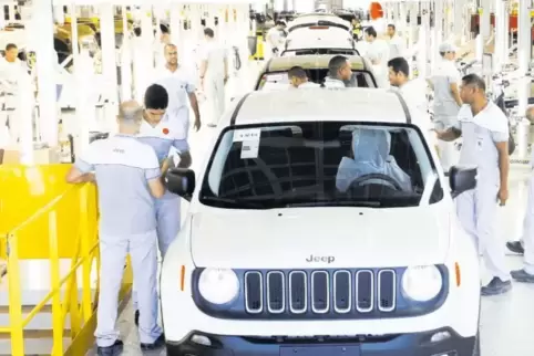 Fiat-Chrysler (FCA) fertigt auch in Brasilien Fahrzeuge. Unser Bild zeigt einen Jeep im Werk Goiana.